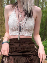 Neckholder-Camisole mit Häkelstrickmuster